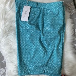 Lady Hagen Golf Shorts Size 12 NWT
